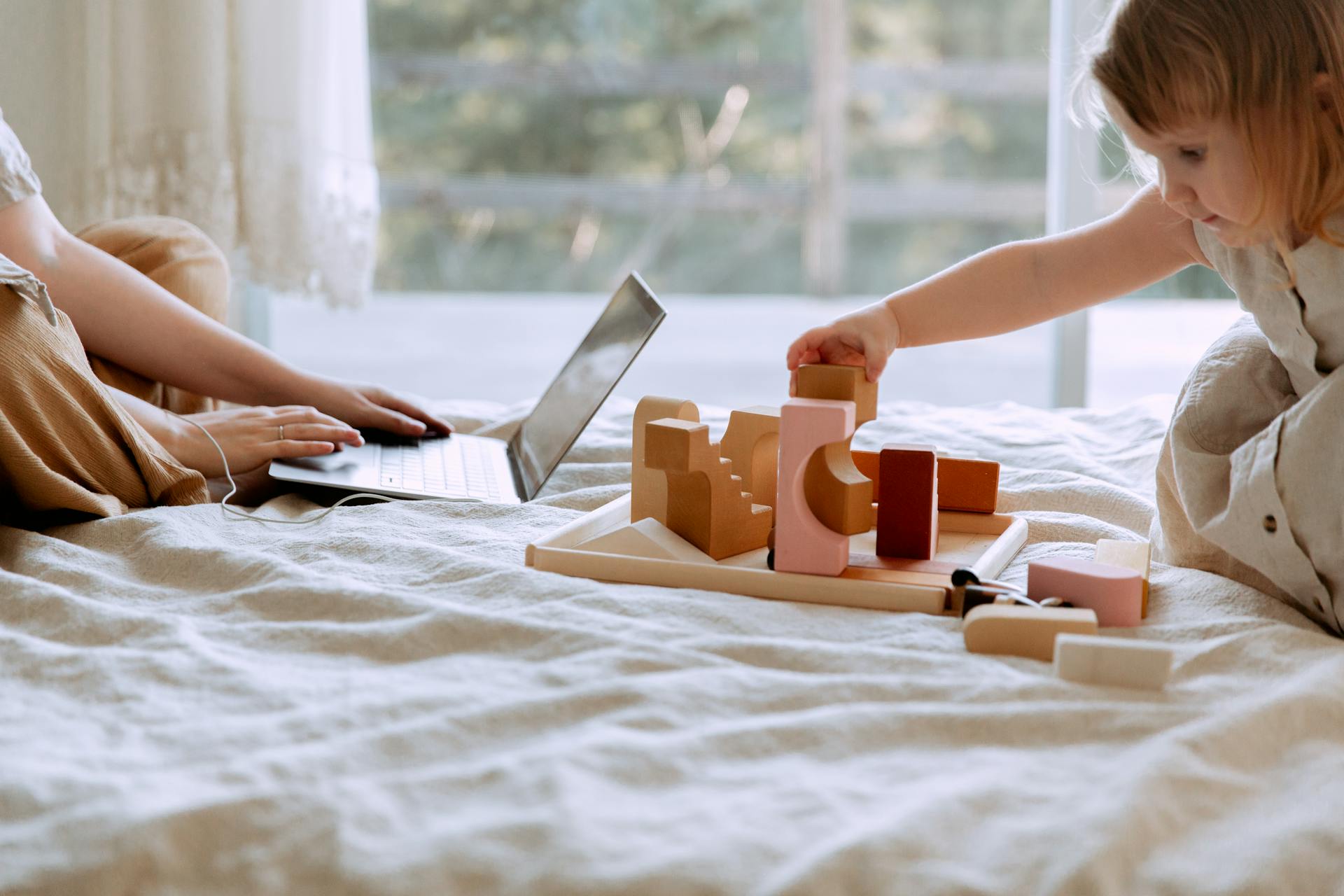 The Benefits of Family Supportive Supervisor Behaviors (FSSBs) - Workr ...